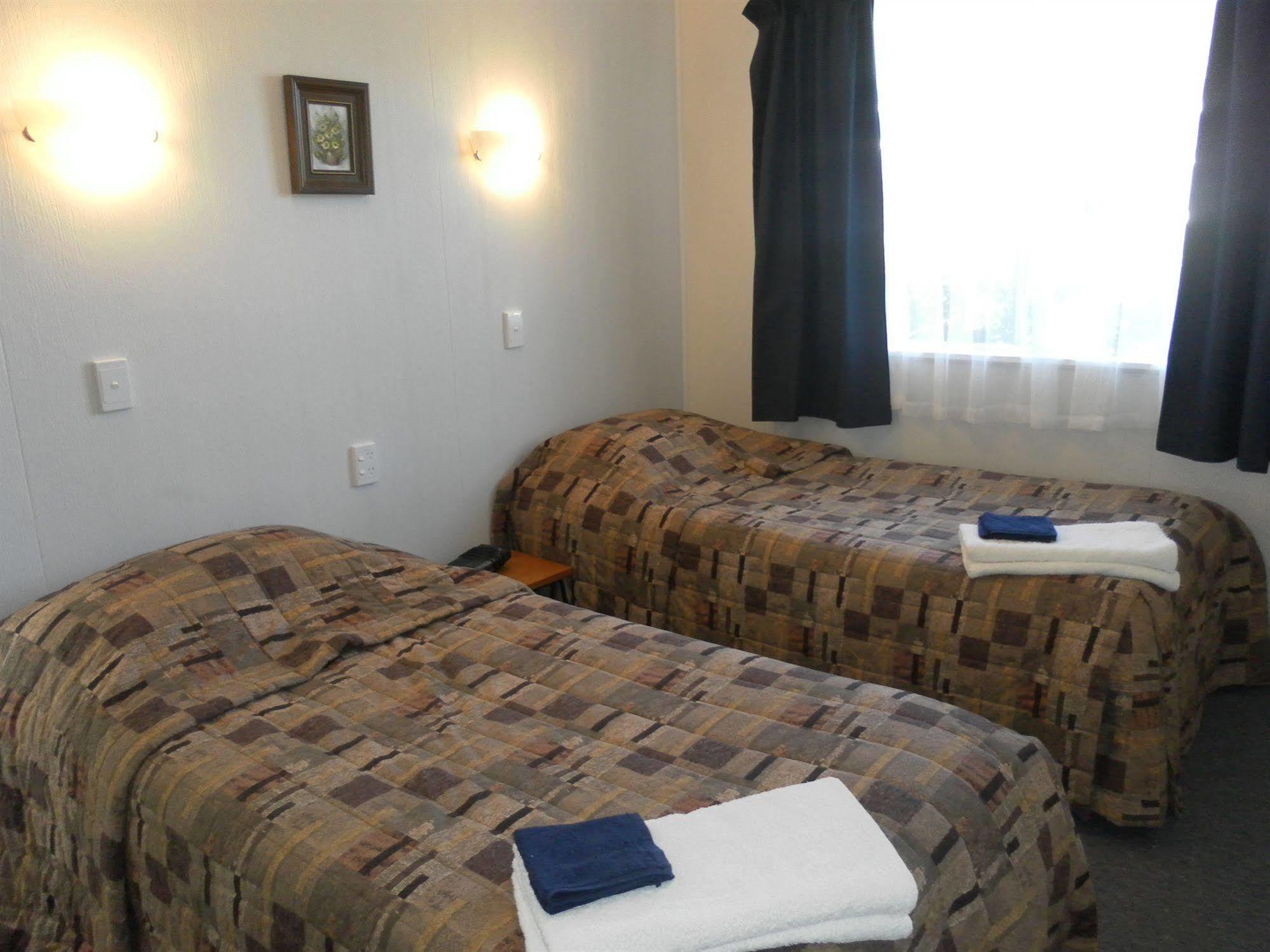Beachside Sunnyvale Motel Picton Kültér fotó